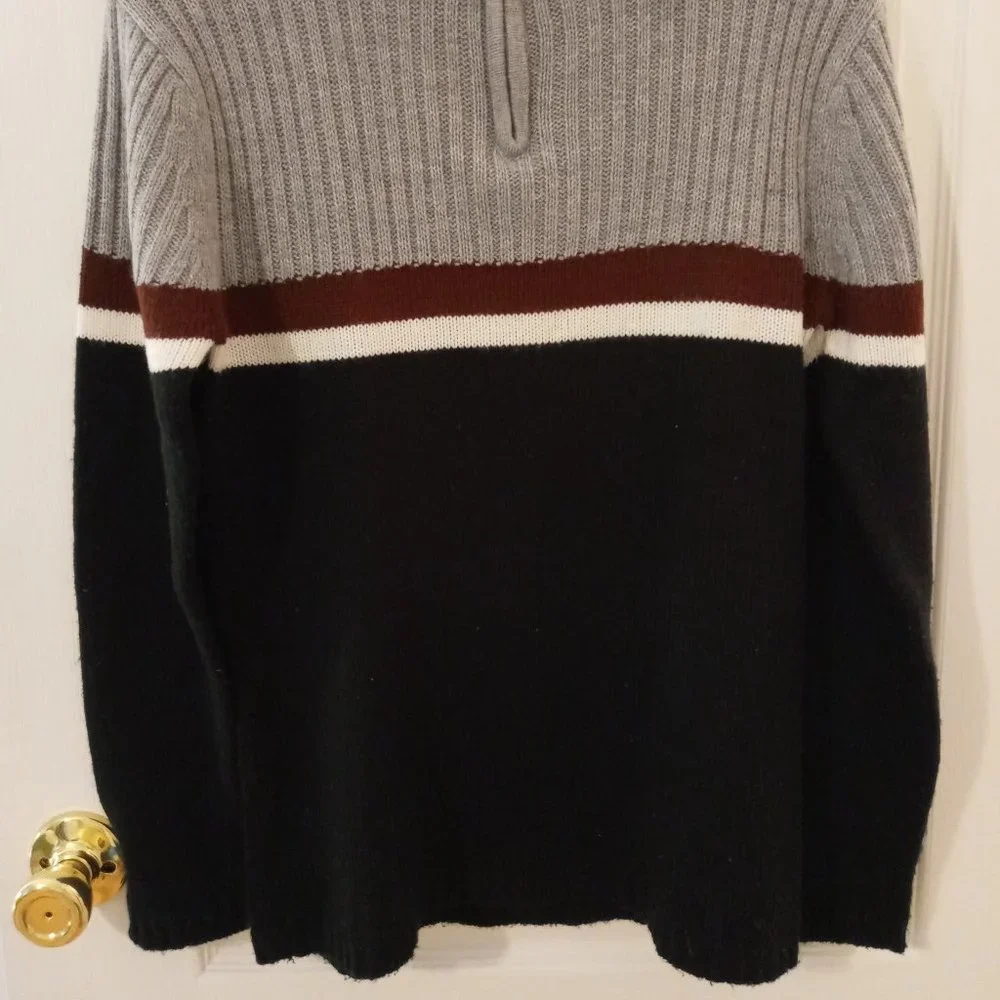 Men's 1/4 zip sweater size M - Picture 2 of 4